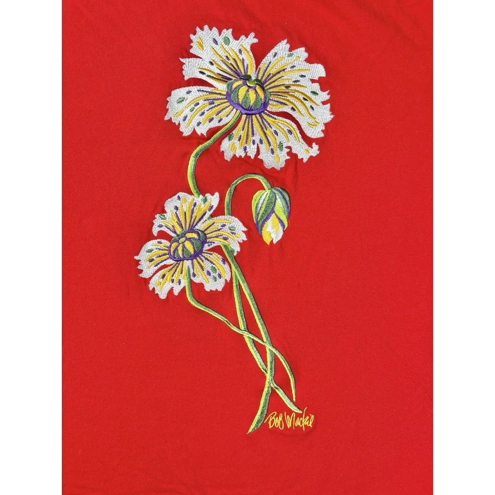 Bob‎ Mackie Wearable Art Red Floral Embroidered Tee Shirt Women's Large